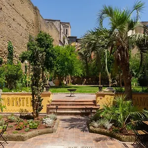 hopestel-secret-garden.hotels-amalfi.com/