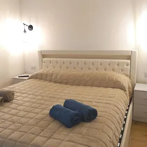 Carlito's Way 234 Bed & Breakfast