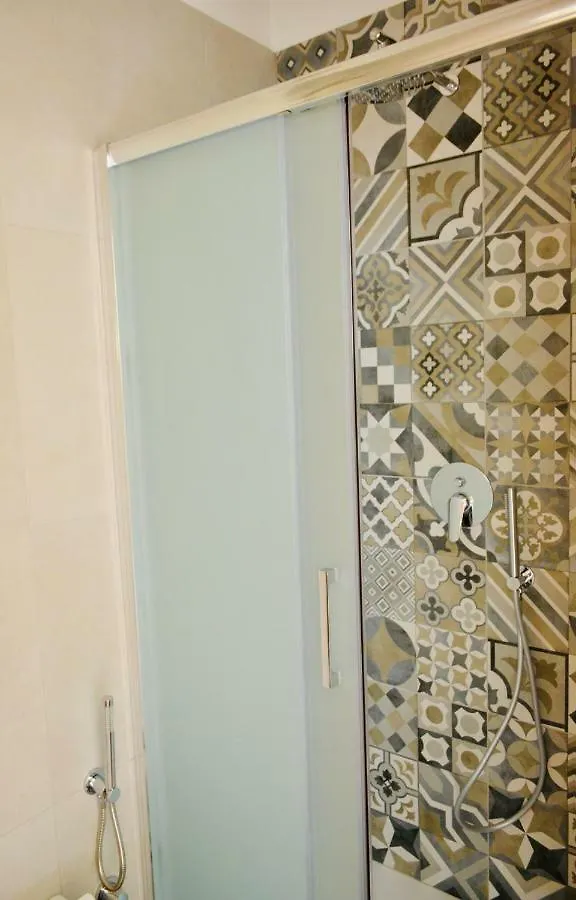 Couette-café Atipico B&B Bari Italie